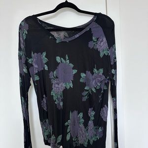 Aritzia Talula long sleeve shirt